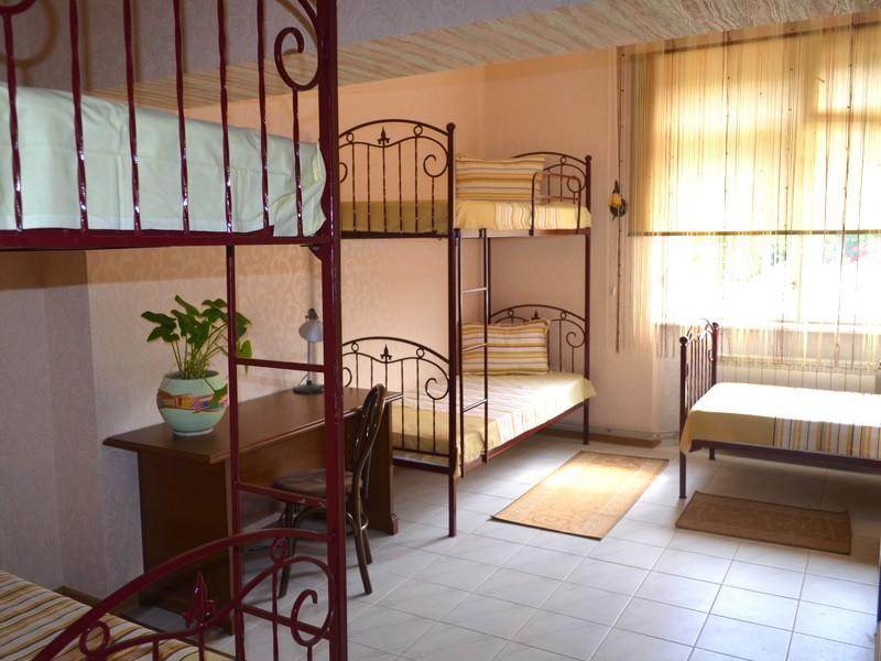 Centre Hostel 무카체베 외부 사진