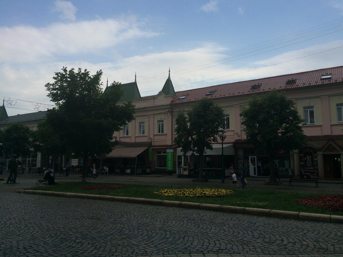 Centre Hostel 무카체베 외부 사진